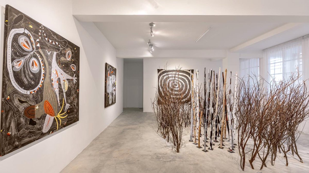 OHGALLERYSN's tweet photo. Vues de l’exposition « Sankofa, retour aux sources » consacrée à l’artiste #Méné.

Exposition jusqu’au 12 novembre prochain.

Plus d’infos : https://t.co/TDMPsJDmVA

#OHGALLERYSN #ArtContemporain #ContemporaryArt #Dakar #Senegal https://t.co/Puh6Pbqvjh