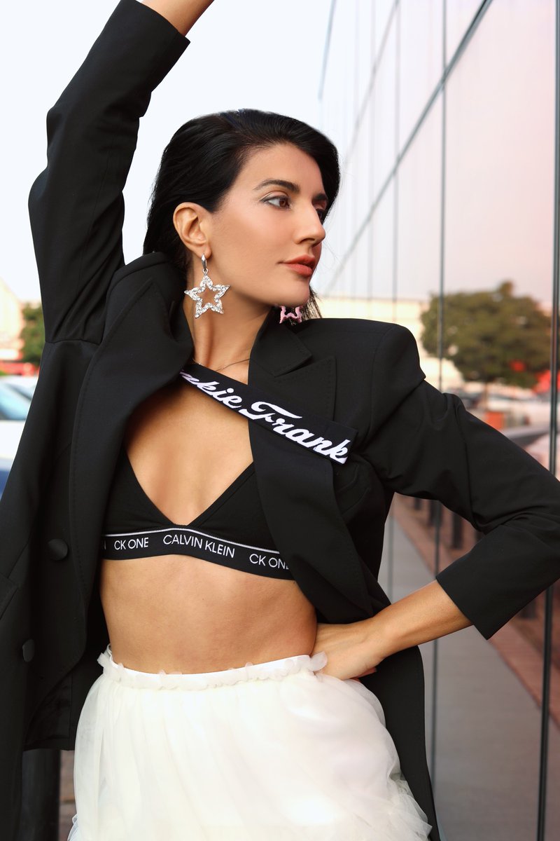 MICHAELVAme's tweet photo. Hey bb 😍 ballerina style in a modern town! 
style: #FrankieMorello, @CalvinKlein, @jilsander 
https://t.co/k4s6JHOOiK https://t.co/3fj4urZeTb