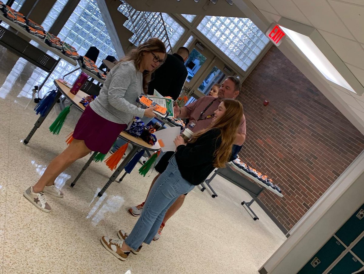 WAISSBISD's tweet image. Game Day for our Westchester Professional Development Day Conference has started this morning. #wais #professionaldevelopmentday #sbisd @SBISD