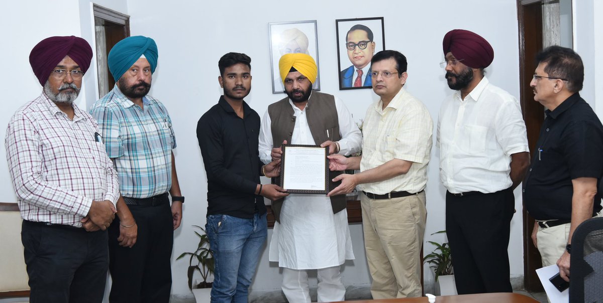 AAP Punjab tweet media
