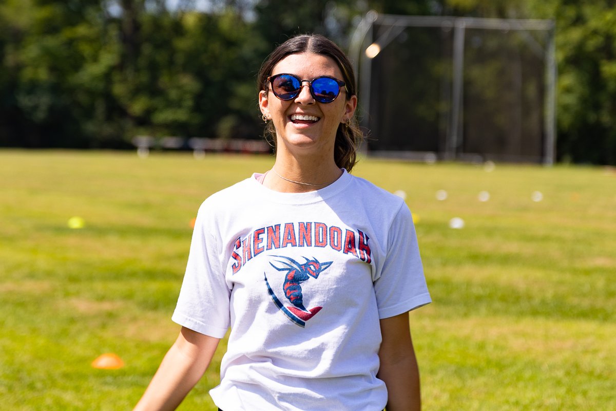 ShenandoahU's tweet photo. Happy Friday, Hornets! Enjoy the sunshine 🌟 #shenandoahuniversity #mysuview https://t.co/PfmzHIyADX