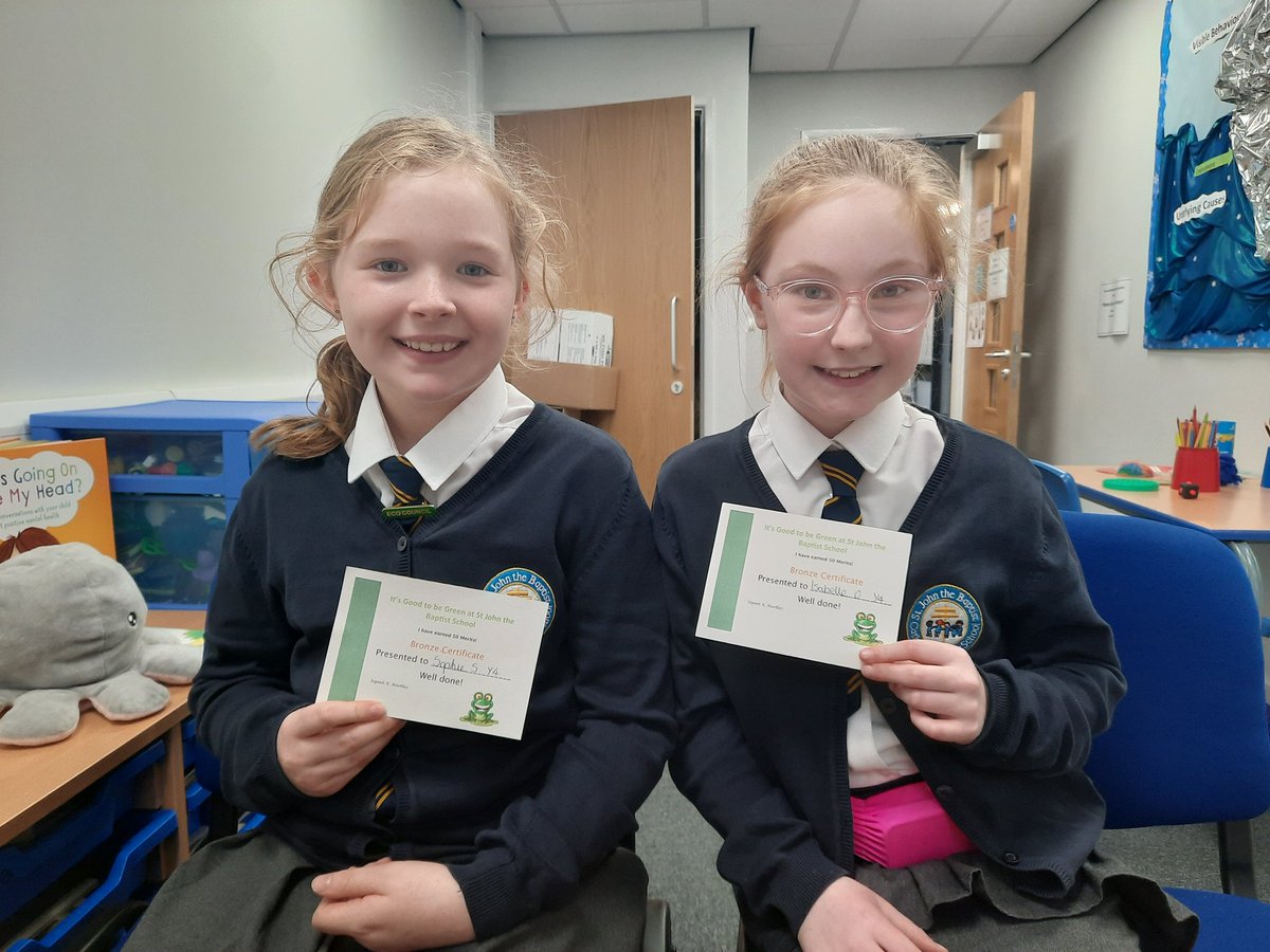 SJBNormanton's tweet photo. We are very proud of Minnie, Oliver, Niamh, Sophie, Isabelle, Harriet and Charlie. They are the first group of children to reach 50 merits across school. Well done! #GoodtobeGreen #hardworkpaysoff #positivebehaviours https://t.co/90vwR0i944