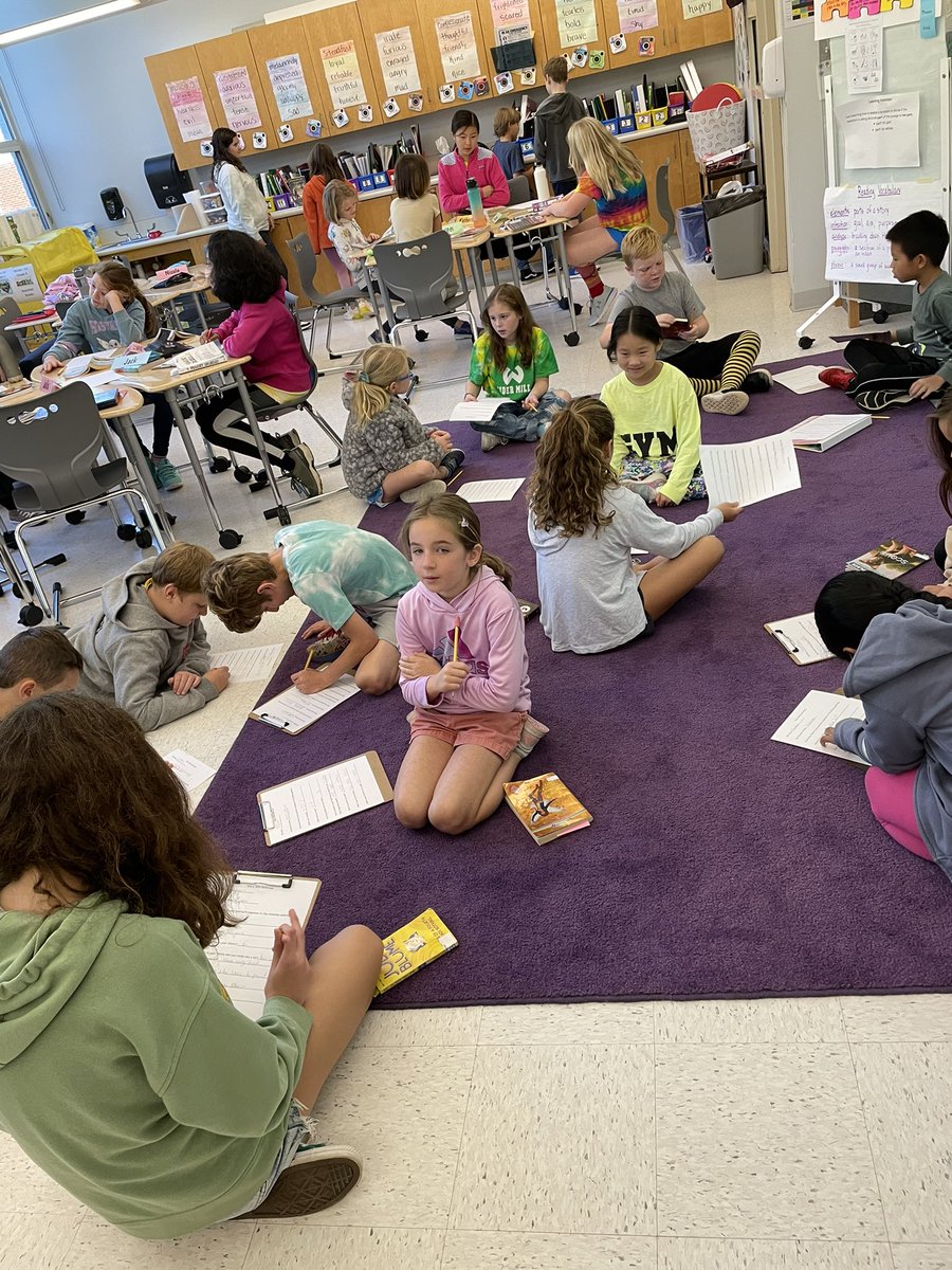 MrsRomond's tweet image. We met our 3rd grade buddies this morning! My Ss are so excited to work with their new friends this year! 🤗🐝💛 #buddyclass #fifthgrade #thirdgrade #BeldenHill