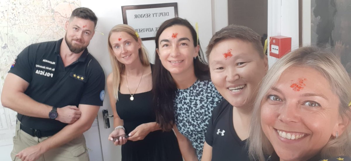 mohanama's tweet photo. @dashain Celebration in UNPOL HQ, @UN_CYPRUS
!!!
Thank you @UNPOL family for participating in dashain celebration. Thank you @s_koivu for your blessings and Tika.
@NepalPoliceHQ
#वसुधैवकुटुम्बकम् https://t.co/qjhiMVQfu4