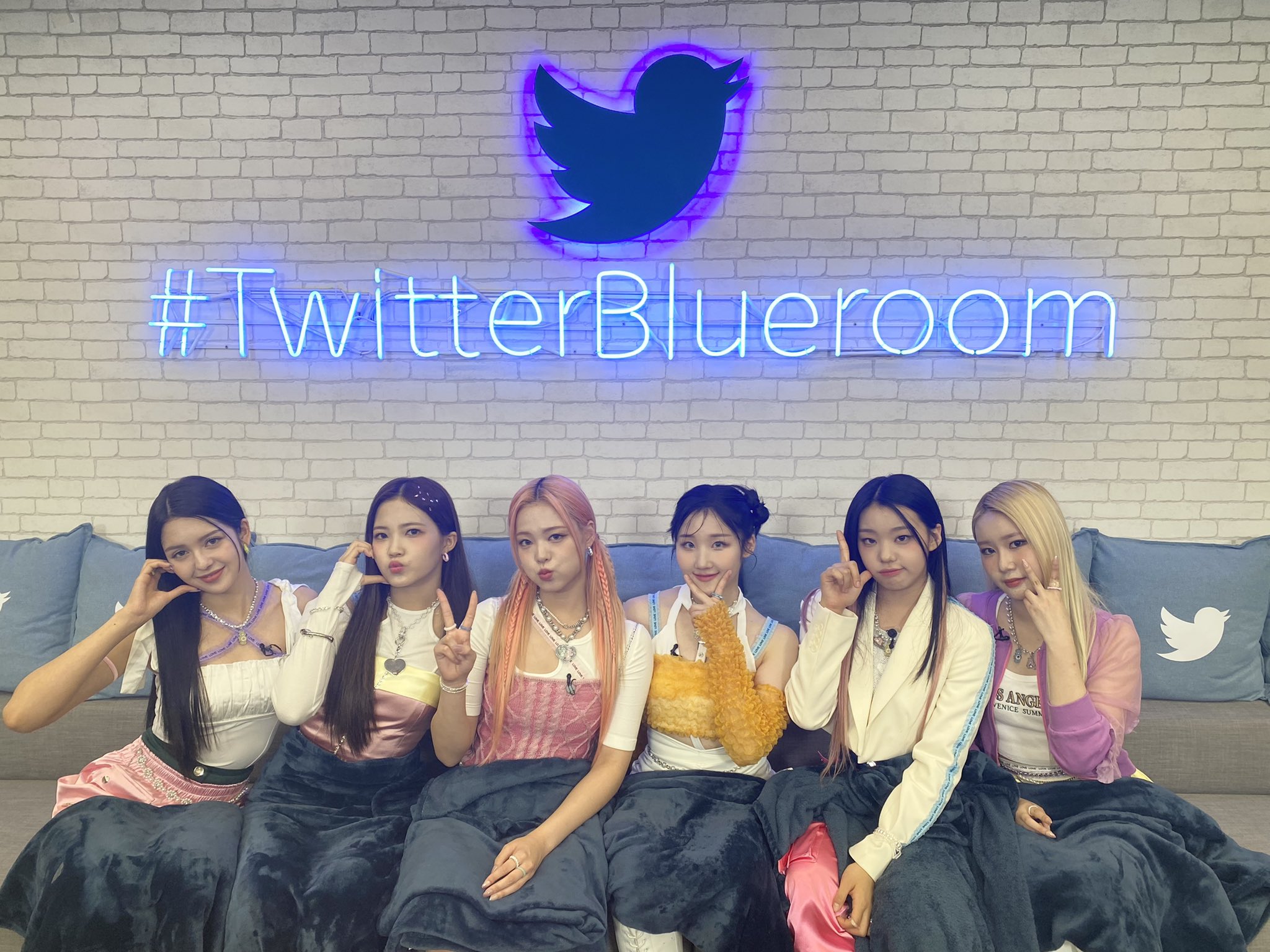 FeeEoOUUAAAzA64?format=jpg&name=large