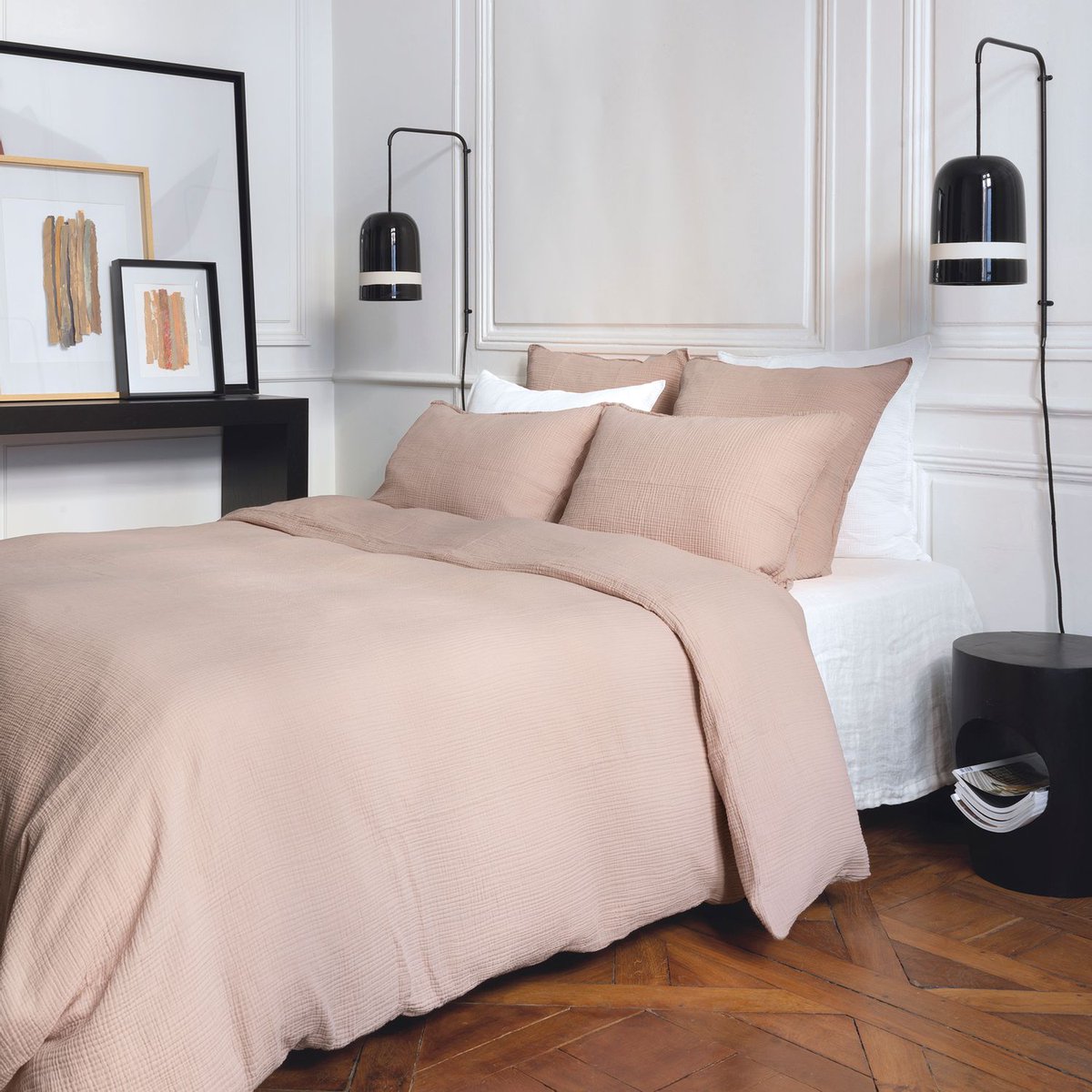 MaisonObjet's tweet photo. French architect, scenographer and designer Fabrice Ausset sophistically combines and creates designs and spaces with an undeniable edge. Discover his selection of favourite products on M.O.M! https://t.co/QPVeVGc07I
#maisonetobjet #momplatform https://t.co/u8oGITwYvE