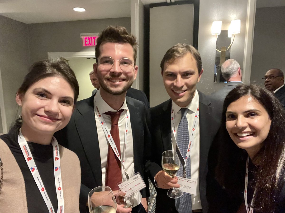 zsofidrobni's tweet image. Neilan lab reunion at #GCOS2022 @CIRC_MGH @TomasNeilan @AZafar_MD @GiselleSA_MDPhD @CardioOnco_JHE Thank you @ICOSociety @CCardiacON, fantastic meeting! 🇨🇦 #ATRIUMTRIAL