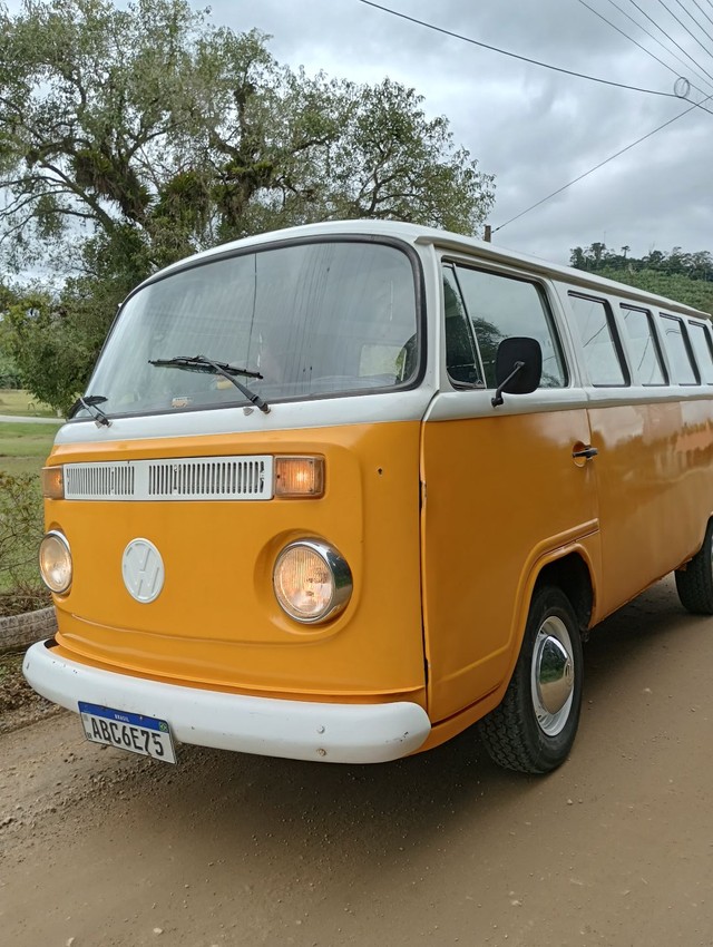 BRClassicCars's tweet photo. The €10.000,00 VW bus list offer.
#vwbus #vwbaywindow #classiccarsforsale #aircooled #vwmicrobus #microbus #vwt2 #vwt2bus #classicbus #buyclassiccars https://t.co/XBh5EG0eu0