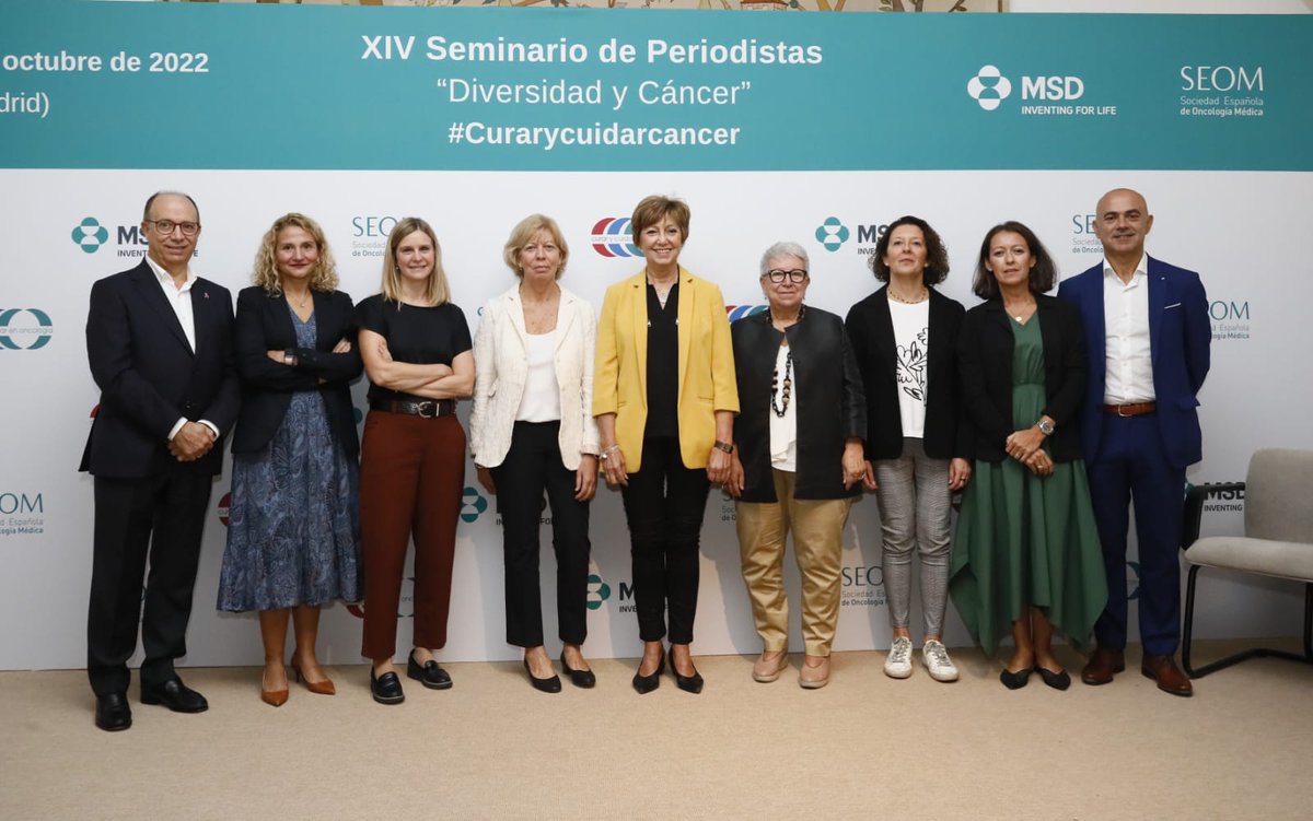 _SEOM's tweet photo. Muchas gracias a ponentes y periodistas que nos han acompañado en el XIV Seminario de Periodistas de @_SEOM y @MSDEspana que en esta edición hemos dedicado a la diversidad y el cáncer. ¡Nos vemos en 2023! 😃 #Curarycuidarcáncer https://t.co/jFvYpjZUSa