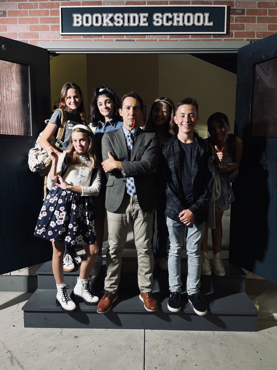 KaydenTokarski's tweet photo. Wrapped on another amazing #dharmann production and I couldn’t be more grateful for this opportunity. 🙏 #dharmannfam #dharmannstudios #actorslife #actinglife #actors #actress #youngactor #castingdirectors #casting https://t.co/qchDtGBrM4