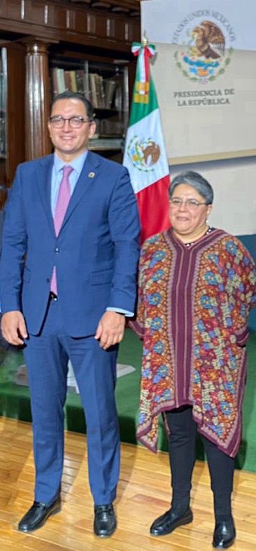 Le deseo mucho éxito a la maestra Raquel Buenrostro en su nueva encomienda como titular de la <a href="/SE_mx/">Economía México</a>; cuente con <a href="/CANACINTRAMex/">CANACINTRA México</a>  para trabajar mano a mano y construir el México industrial que anhelamos.