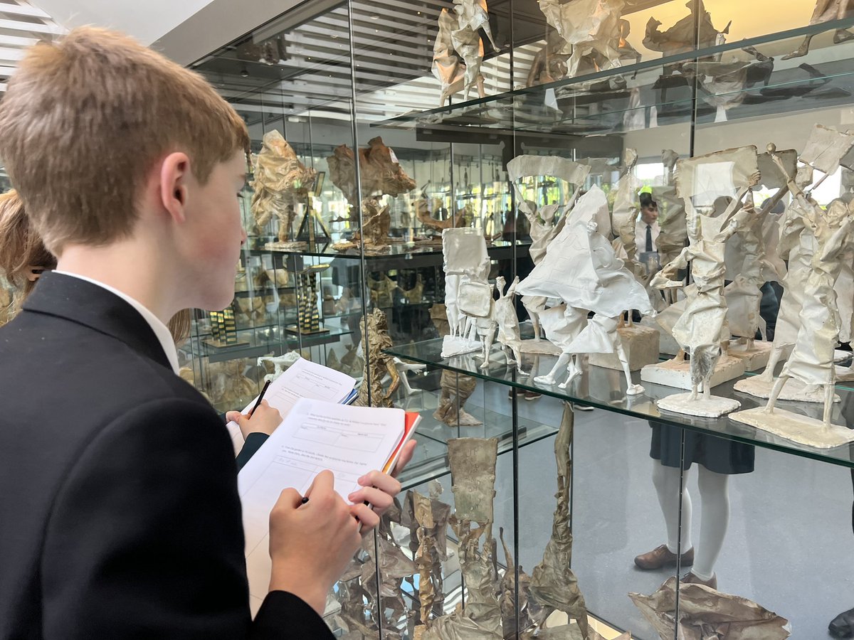BanAcademyNews's tweet photo. Year 10 had the opportunity to take inspiration and sketches of @FEGALLERY work in preparation for the 3D element of their projects inspired by his maquettes and process. https://t.co/x8HStgrREP