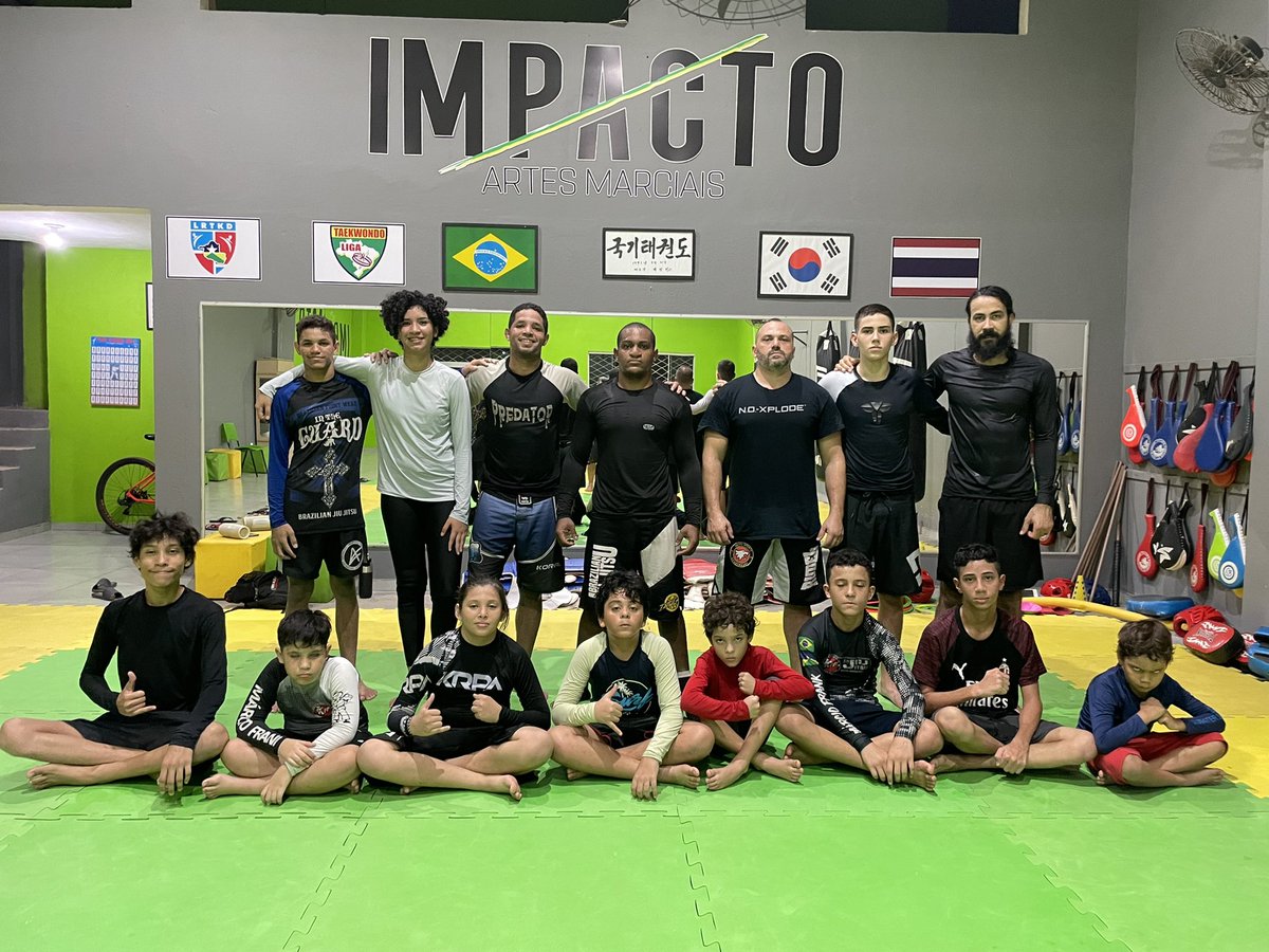georgemarciobjj's tweet photo. Todas as quintas feiras jiu-jitsu sem kimono - NO GI https://t.co/Yr4mCTErmb