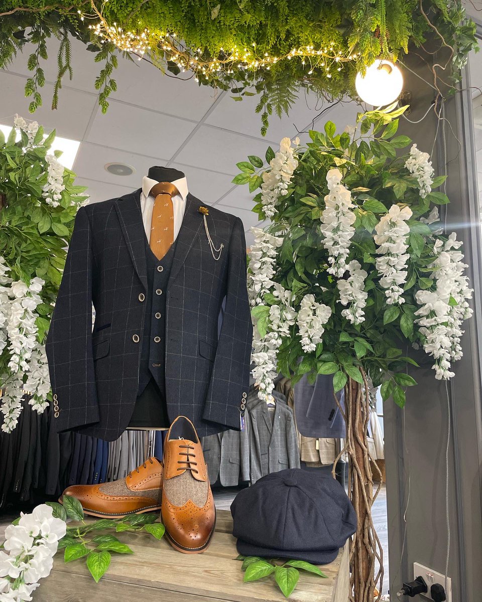 1 suit 3 outfits.                                   We have many accessories here at Groom to transform one suit into many so you can wear and wear again.                                       #suit #weddings #gettingmarried #accsesories #suitedandbooted #suitshopping