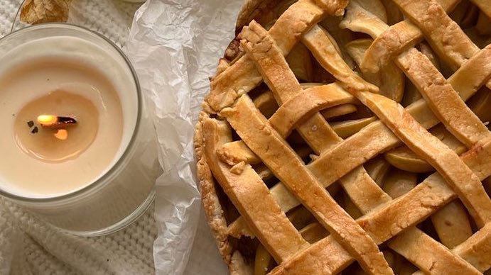 malusokay's tweet photo. Autumn is baking season 🍂🥧 https://t.co/yKtXqopZwW