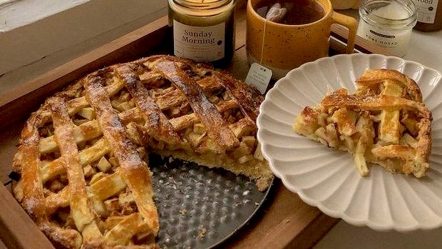 malusokay's tweet photo. Autumn is baking season 🍂🥧 https://t.co/yKtXqopZwW