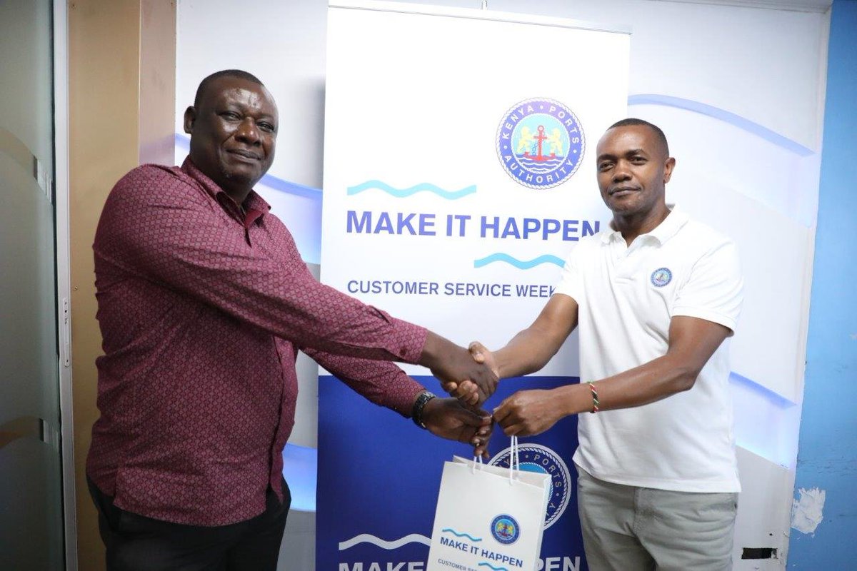 Kenya_Ports's tweet photo. A successful ending of #CustomerServiceWeek2022 with an engaging Friday stakeholder meeting.
We value your feedback as we continue to advocate for #customerinclusion.
Equally, our immense appreciation to the amazing team KPA that takes care of the needs of our stakeholders. https://t.co/IdHKteSAng