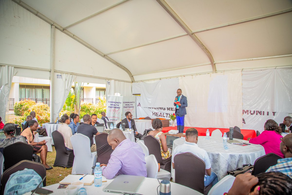 Rita_Arinaitwe's tweet photo. The 5-day community health partners retreat has been ended today at @victoriaforest4 in kalangala.
The closure has been officiated by Dr. @DKyabayinze on behalf of both the Director General-@MinofHealthUG & public health directorate.
#communityHealthPartnersRetreat https://t.co/FvuIXpByCn