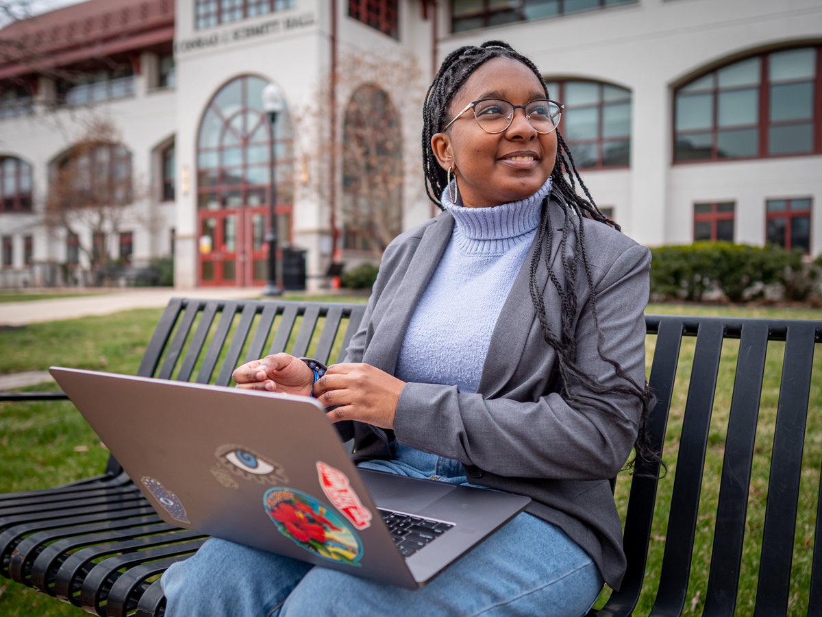 Join us for our virtual Fall Graduate Open House on Sun. Oct 23rd! With over 70 different information sessions, connect with faculty, financial aid, admissions and international student reps. Attendees receive a $60 application fee waiver! Register now: fal.cn/3sxM3
