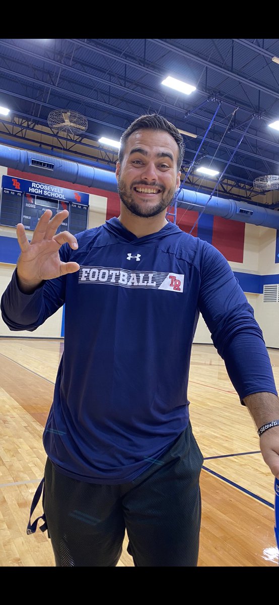 lorteg's tweet photo. @RealNickSmisek Once a Charger, then a Coog… now a Rough Rider. Still #FlasingTheWC. #approved :) https://t.co/uebPDNUmAt