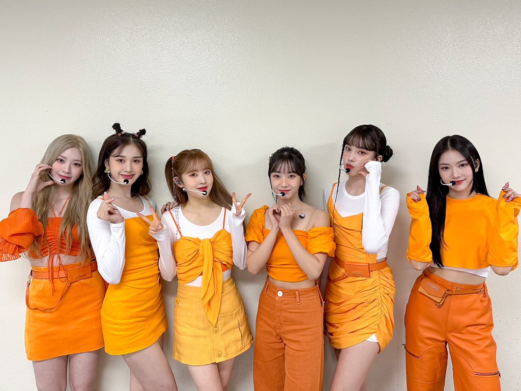 seohyuntjin's tweet photo. 2022 Korean Culture Festival all in orange🧡 thank you for cheering us today! From beautiful monster, run2u until asap! y'all awesome!> < https://t.co/Sd0ih7o2j5