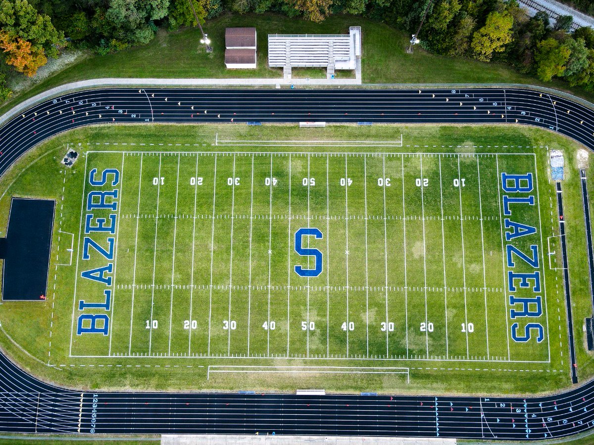 pioneerathletic's tweet photo. #FieldsOfExcellence Friday. Don't forget to take photos of your field when it's looking it's best for Field of Excellence applications due Dec. 31st! Spotswood High School in Penn Laird Virginia has everything dialed in for Homecoming! 📸credit: @CoachTimLeach #ChefsKiss https://t.co/LfzAuouNy3