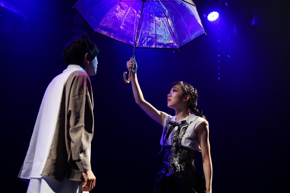 mkmdc_official's tweet photo. 【Bキャスト初日！】
満席のお客様に見届けていただきました！
ありがとうございます！！
すでにたくさんの嬉しい感想もいただいており、嬉しい限りです🥲✨

Twitterでは #mkmdcOZ で、よろしければお聞かせください☺️

土日、まだまだお待ちしております！
https://t.co/XlK4ny3xik
月曜はお早めに！ https://t.co/ZcIUKahlte