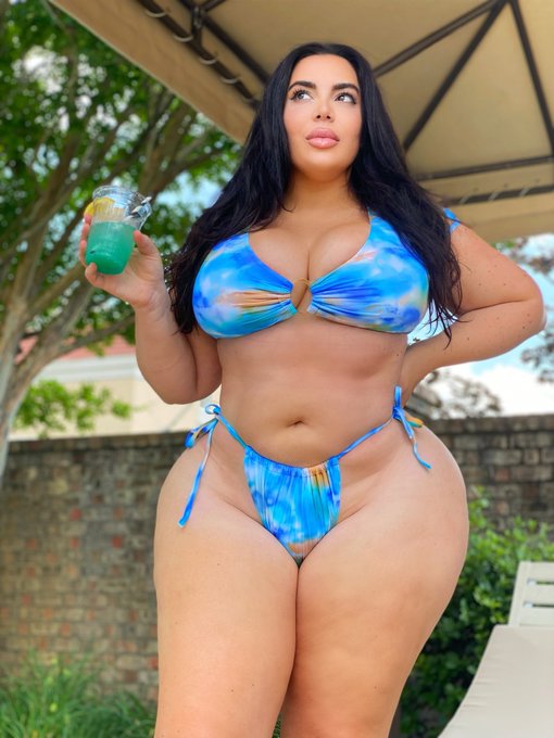 Morning 💙💙 https://t.co/Ap3mWtIFgE