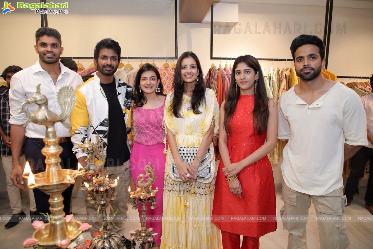 Ragalahariteam's tweet photo. Talasha Men's Store Launch at Jubilee Hills, Hyderabad
More Photos - https://t.co/znywKOIiVN
#Talasha #MensShowroom #ApparelStore #Hyderabad https://t.co/eZ3dIl0W09
