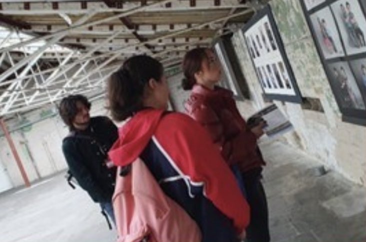 Headlands_6form's tweet photo. Last week our photography students enjoyed a day at Salt Mills in Shipley. The trip included an exhibition by local photograph Ian Beesley and the biggest David Hockney gallery outside of London https://t.co/aH6qBKRMkn