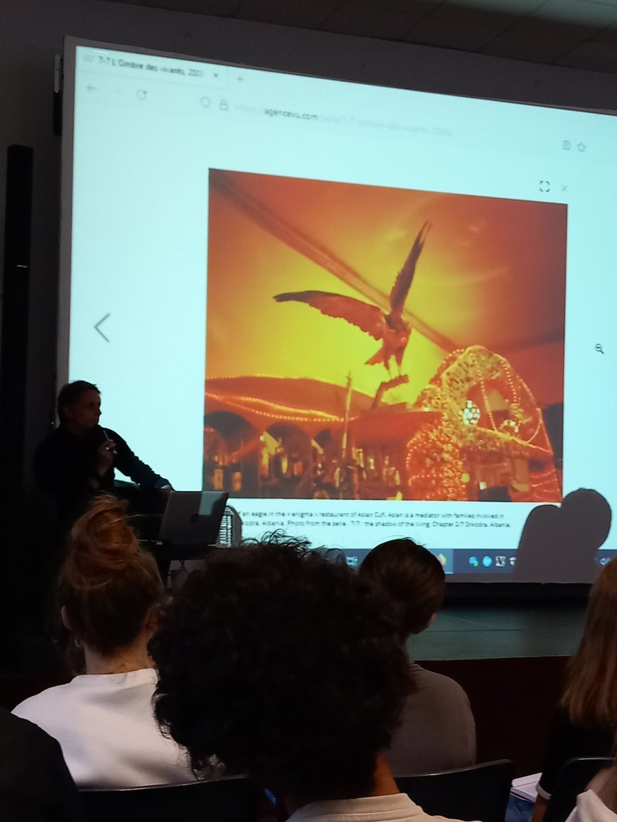 Rencontre des élèves avec Guillaume Herbaut : un reporter- conteur d'histoires. @PBCN2022 <a href="/ClemiNormandie/">EMI_Normandie</a>