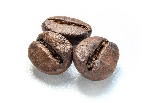 JoshNovak's tweet photo. ▫️its #timeforcoffe #timeforjoy #timeforyou #weekendishere🥁 #weekendmood #enjoy🙏🏻
#COFFEE fills my cup with #happiness..☕
#coffeebeans #roasted #coffee #drinking
📷™ https://t.co/D2yOp2jPZo