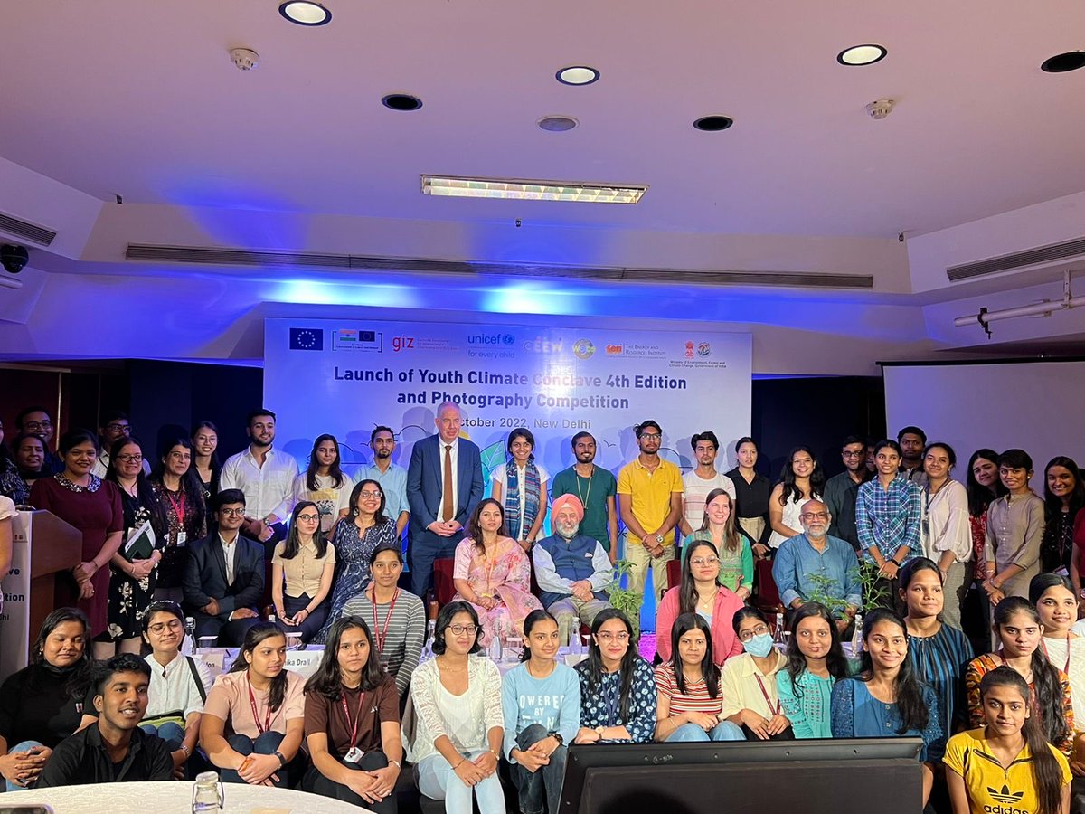 koekkoek_e's tweet photo. Today’s kick-off event of the 4th #youthclimateconclave with ⁦@moefcc⁩ ⁦@teriin⁩ ⁦@giz_india⁩ ⁦@CEEWIndia⁩ ⁦@UNICEFIndia⁩ ⁦@EU_in_India⁩ &amp;amazing, passionate, eloquent &amp; inspiring youth https://t.co/ZkOBrdXl0c #climadiplo weeks #thinkactsave https://t.co/WdgpGA3lNg