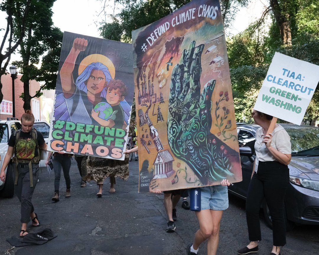 StopMoneyPipe's tweet photo. @350_PDX @SunrisePDX @TIAADivest @TIAA @XR_PDX @NuveenInv .@TIAA / @NuveenInv also manages substantial investments in large-scale, high-emission agriculture and timber plantations, which have been especially damaging to Black farmers, communities of color and Indigenous Peoples worldwide. #DefundDeforestation
#StoptheMoneyPipeline https://t.co/uCDUowvnVR