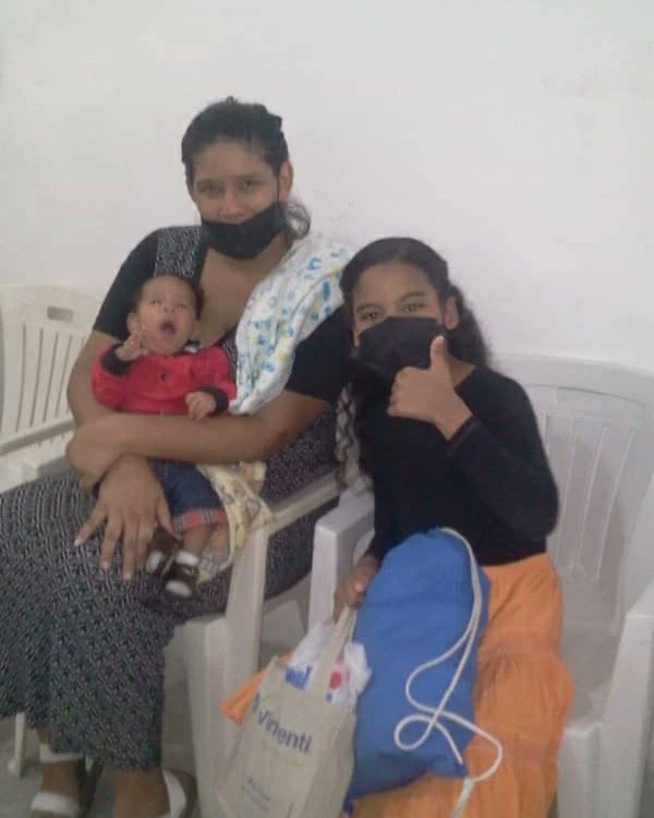 enciluz's tweet photo. Jornada de atención médica nutricional en la comunidad Cristiana Jesucristo es nuestra arca, Sarría, atentos a la población de primera infancia. https://t.co/7J2v4PyLnQ
