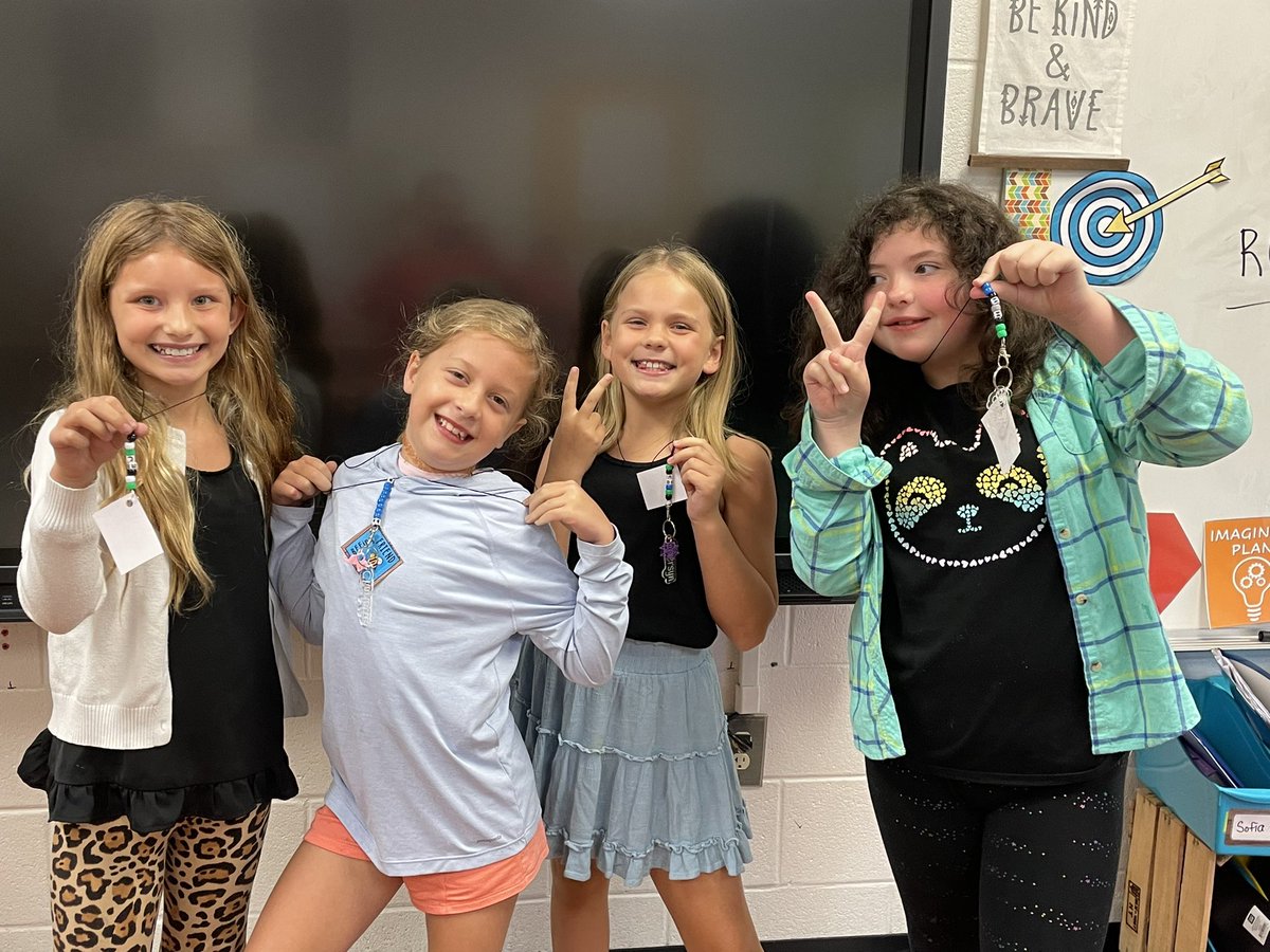 teachermoons's tweet photo. Making and achieving our goals! #learningtargets #successcriteria #BGRocks @BGStemcoach @KathrynSmerker https://t.co/04ROfrpDyi