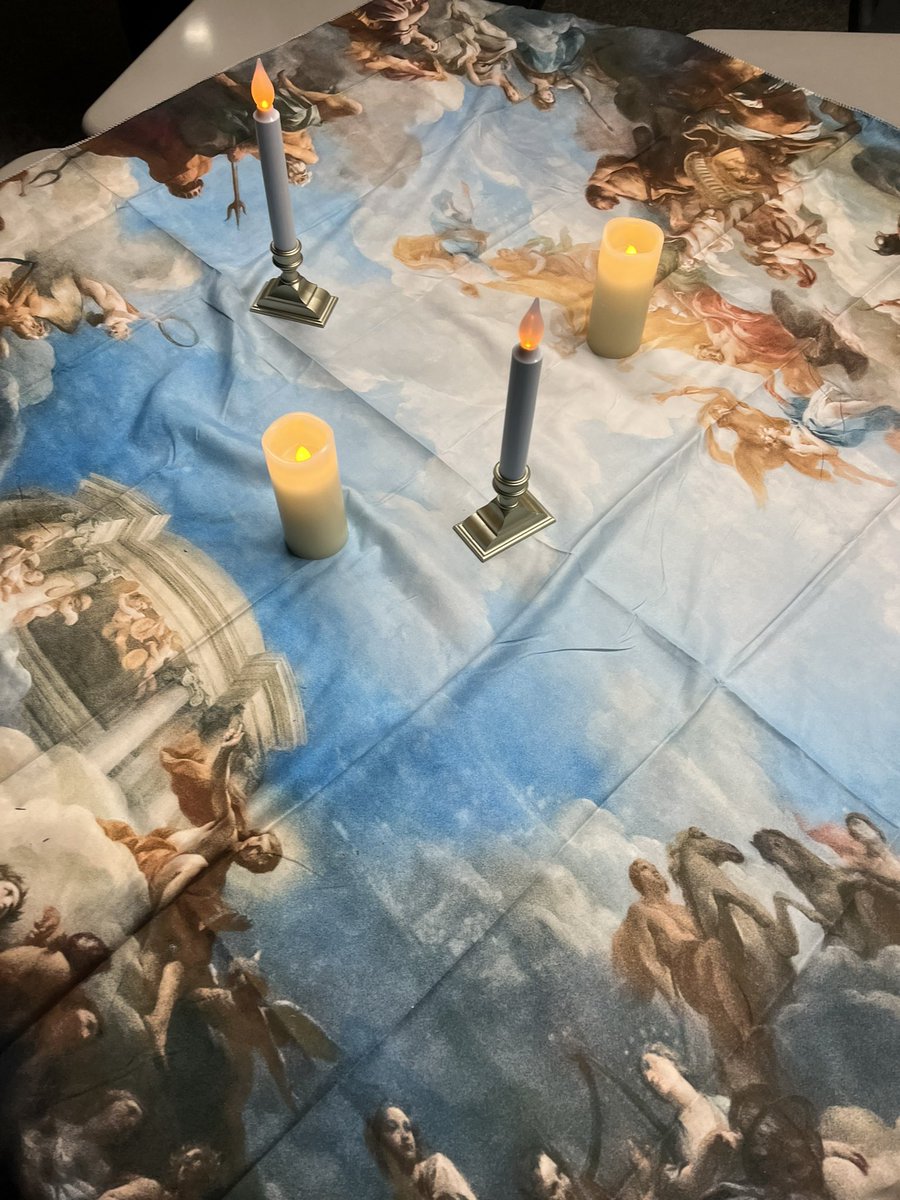 Middlebrook8Red's tweet photo. Our #8Red 18th Century philosophers are having deep conversations in our salon today to cap off our Enlightenment unit. #wiltonwayct #middlebrookway @WPSMBSocial https://t.co/SogDjU9j9L