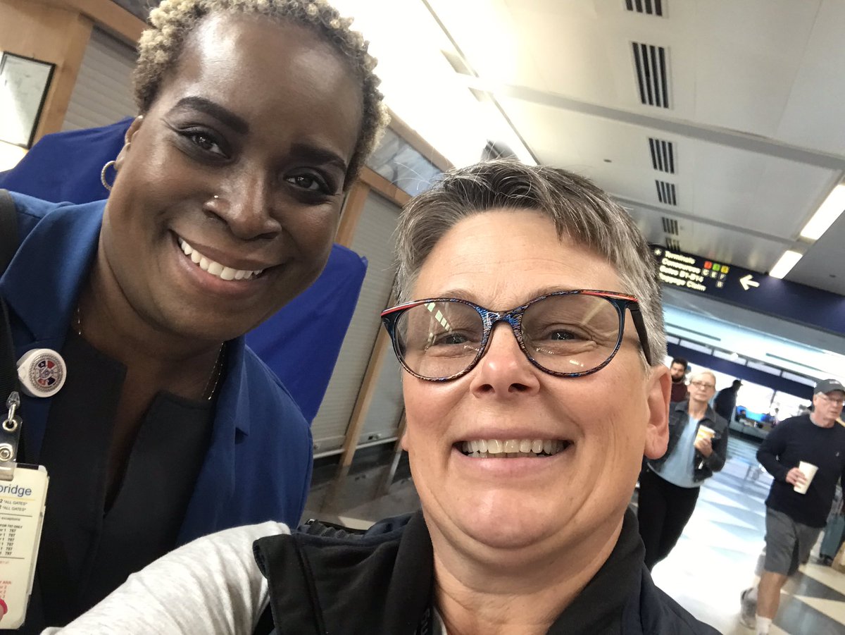 ChristineRitze2's tweet photo. Angela is a great example of Good Leads the way! She’s a hero to a traveler who left his medical device at a gate! https://t.co/YXKWHdWYIp