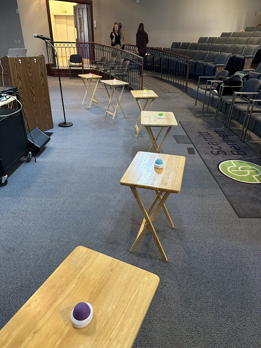 KennethWWitwer's tweet photo. The retreat of the Center for EV Research @VU_EVresearch @VanderbiltU is about to get underway on a beautiful morning in Nashville…but what are all those buttons? #BuzzButtons? #jeopardy? #ExtracellularVesicles #EVsAreFun @AWeaverLab @IsevComms https://t.co/PF2cfFANJ5