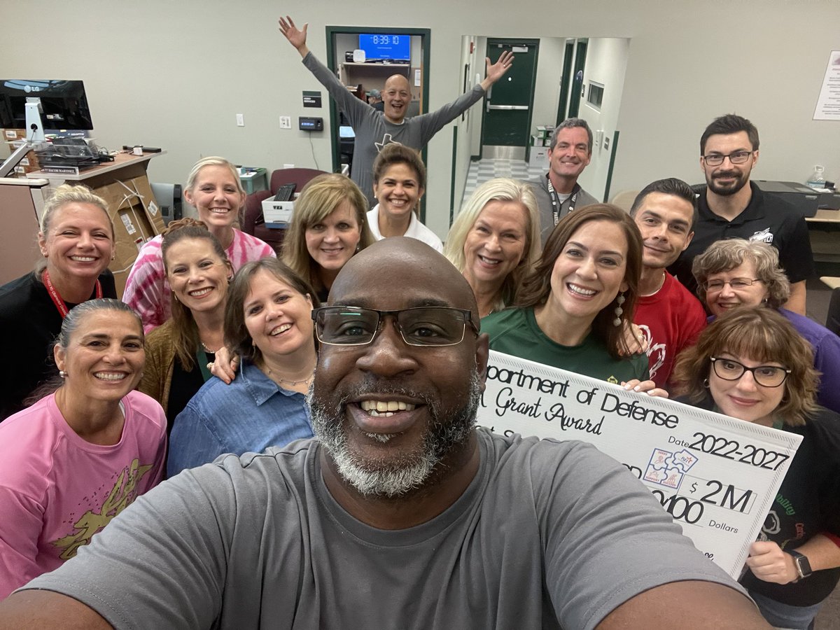 TorieRMarquez's tweet photo. BIG FRIDAY CELEBRATION! 

$2 million grant for @FSHISD!! Exciting work is on the horizon for our teachers and students!! https://t.co/PbmNOJ2IGi