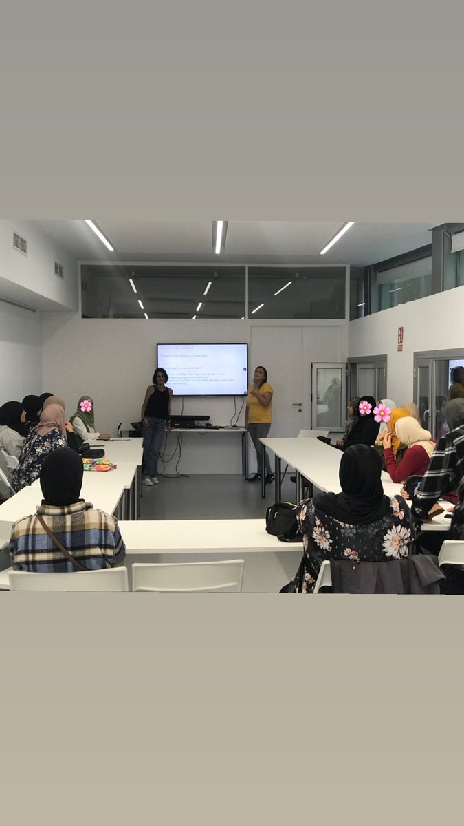 Emi (@emi_elprat) on Twitter photo 📌Avui hem participat a la sessió del taller de dones magrebines organitzat per l’<a href="/ajelprat/">Ajuntament del Prat</a>, hem parlat sobre el funcionament dels CAPs, programació de visites, introducció de patologies freqüents i el seu tto #SomSapDelta #FemComunitaria Propera setmana parlarem sobre nutrició🥦 📌Avui hem participat a la sessió del taller de dones magrebines organitzat per l’<a href="/ajelprat/">Ajuntament del Prat</a>, hem parlat sobre el funcionament dels CAPs, programació de visites, introducció de patologies freqüents i el seu tto #SomSapDelta #FemComunitaria Propera setmana parlarem sobre nutrició🥦