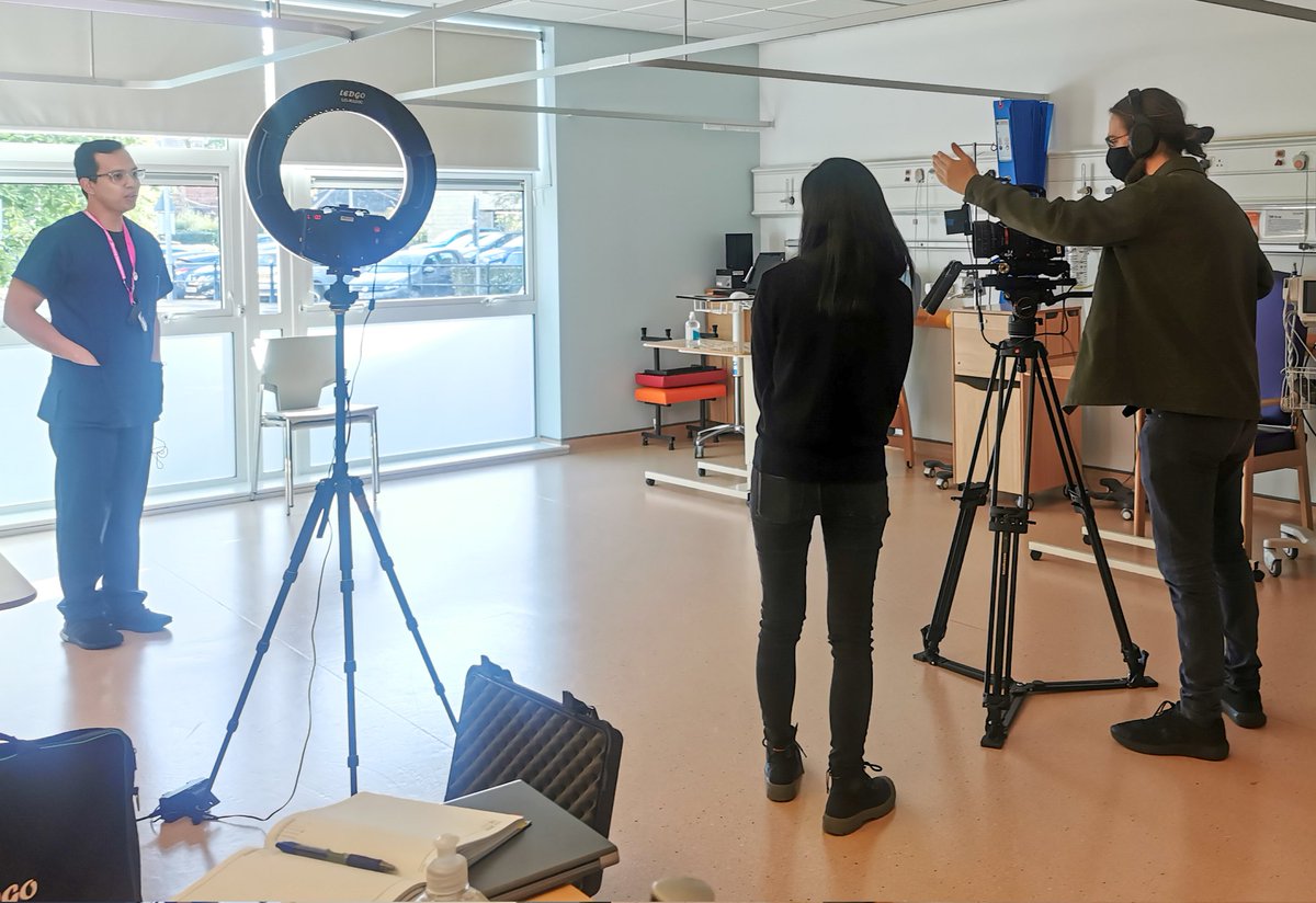 ReadingHIP's tweet photo. Great morning filming with our @uniofreading colleagues to celebrate the @RBNHSFT Cardiology Dept's achievements, in renewing their University department status under our Recognition of Excellence Scheme. Fantastic to be able to recognise the remarkable work eveyone has achieved! https://t.co/hbtG9rMDT1