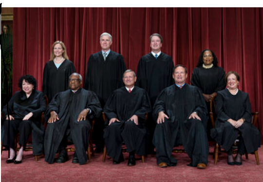 Here is the new #SCOTUS group photo. Taken by AP's J. Scott Applewhite.