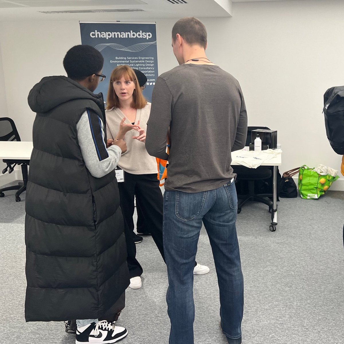 chapmanbdsp (@chapmanbdsp) on Twitter photo LSBU Engineering Careers Fair | Fabulous day <a href="/lsbu/">London South Bank University - LSBU</a> it was a great opportunity to meet some of our next generation engineers!! 📚👷♀️👷
#LSBU #EngineeringCareers #CareersFair LSBU Engineering Careers Fair | Fabulous day <a href="/lsbu/">London South Bank University - LSBU</a> it was a great opportunity to meet some of our next generation engineers!! 📚👷♀️👷
#LSBU #EngineeringCareers #CareersFair