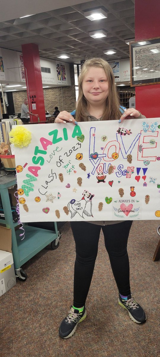 KnoxCHSLibrary tweet media