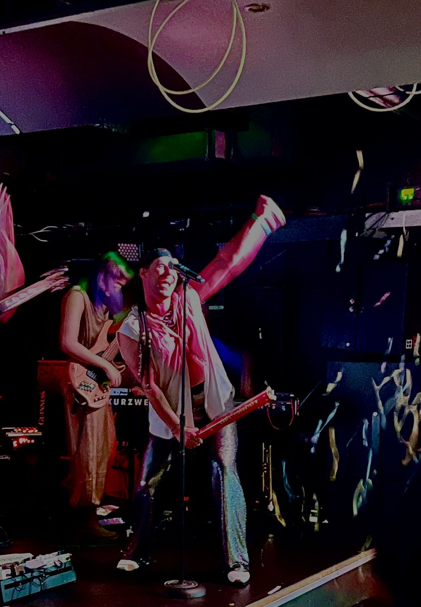 thatjoepayne's tweet photo. π Loving this photo from last night! πΈ Credit to the wonderful @HarrietsMusic for capturing this explosive moment! π₯
Thank you to all who came for standing by me through all the chaos! π
Special thanks to venue @229london, promoter #HouseOfProgression, and opener #DecBurke! https://t.co/RaQGIOxwtt