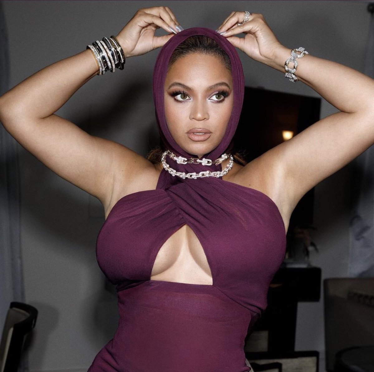 Lipsloaded's tweet photo. Have you guys listened to @beyonce new album #clubrenaissance πͺ©πͺ©πͺ©πͺ©πͺ©πͺ©πͺ©πͺ©πͺ©πͺ©πͺ©
#beyonce #lipsloaded #lipsloaded2022 #lipsloadedmusic #music #friday https://t.co/xNKpGg5Ass