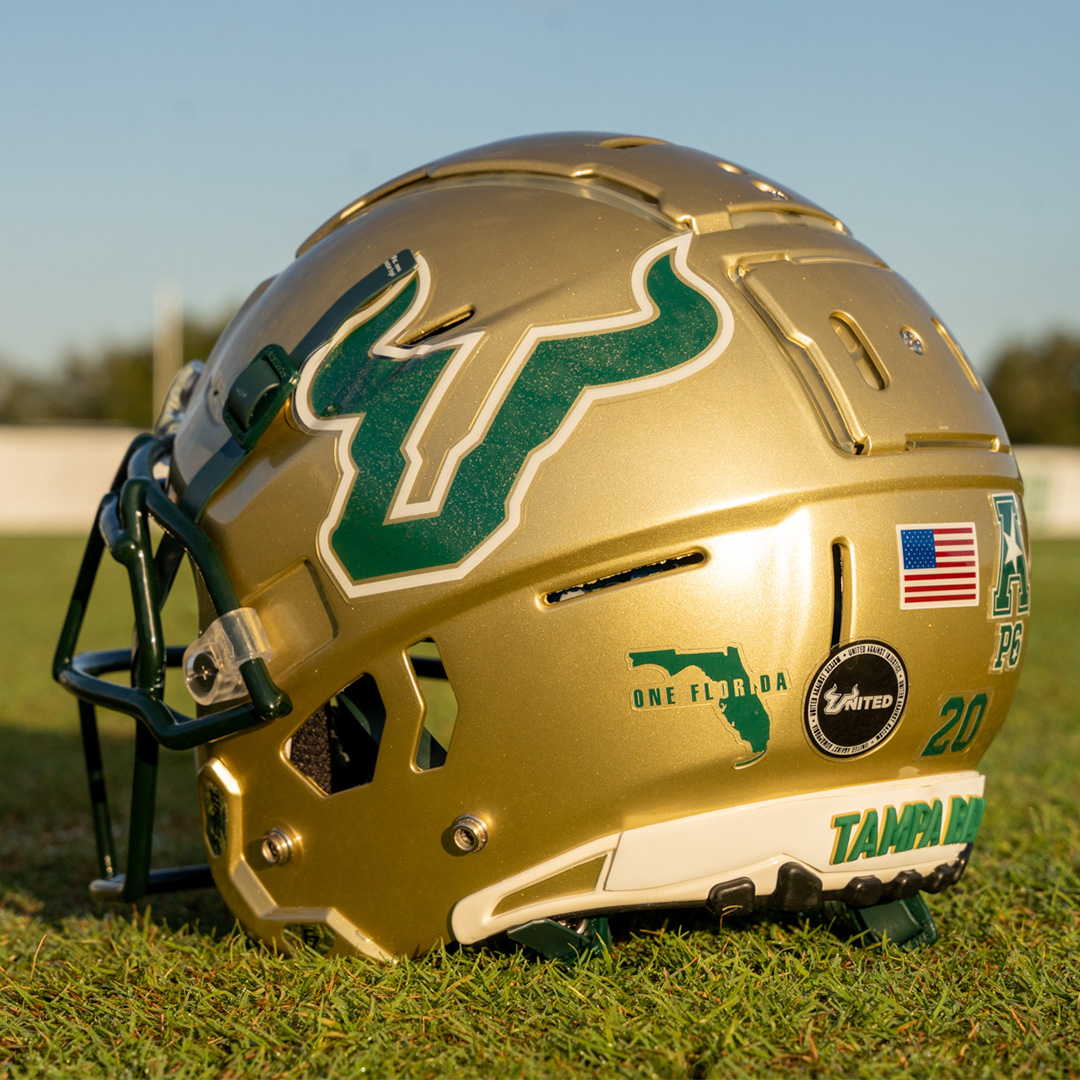 USFFootball's tweet image. 𝐎𝐧𝐞 𝐅𝐥𝐨𝐫𝐢𝐝𝐚

Following the effects of Hurricane Ian, teams in the state of Florida will wear a "One Florida" sticker on their helmets to show our support and unity. Our thoughts and prayers are with all of those impacted by Hurricane Ian.

#OneFlorida| #HornsUp🤘| #US2F