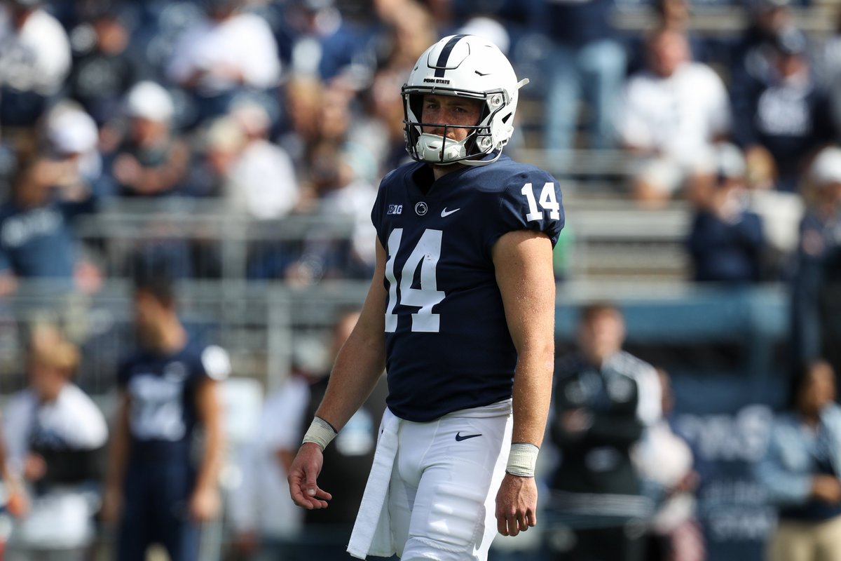 PFF_College's tweet photo. Highest-graded college QB in the red-zone:

@PennStateFball's Sean Clifford (93.3)🎯 https://t.co/SU9ViaJPbo