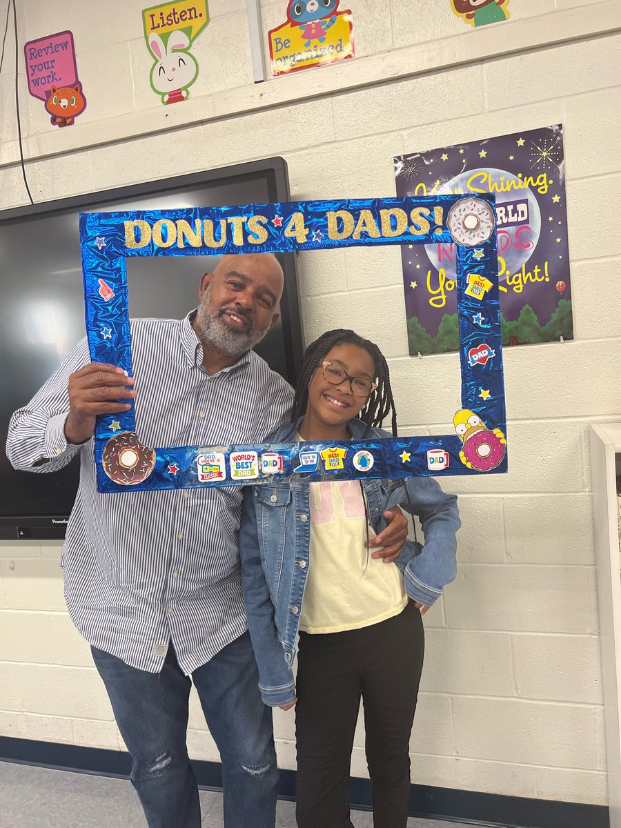 laincpromo's tweet photo. Donuts for Dads. Daddy loves u https://t.co/PH6hgYQ0jC